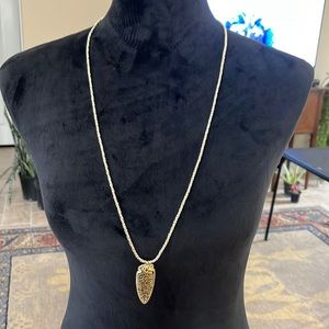 NWOT Kendra Scott Long Neclace Gold tone 30” long.